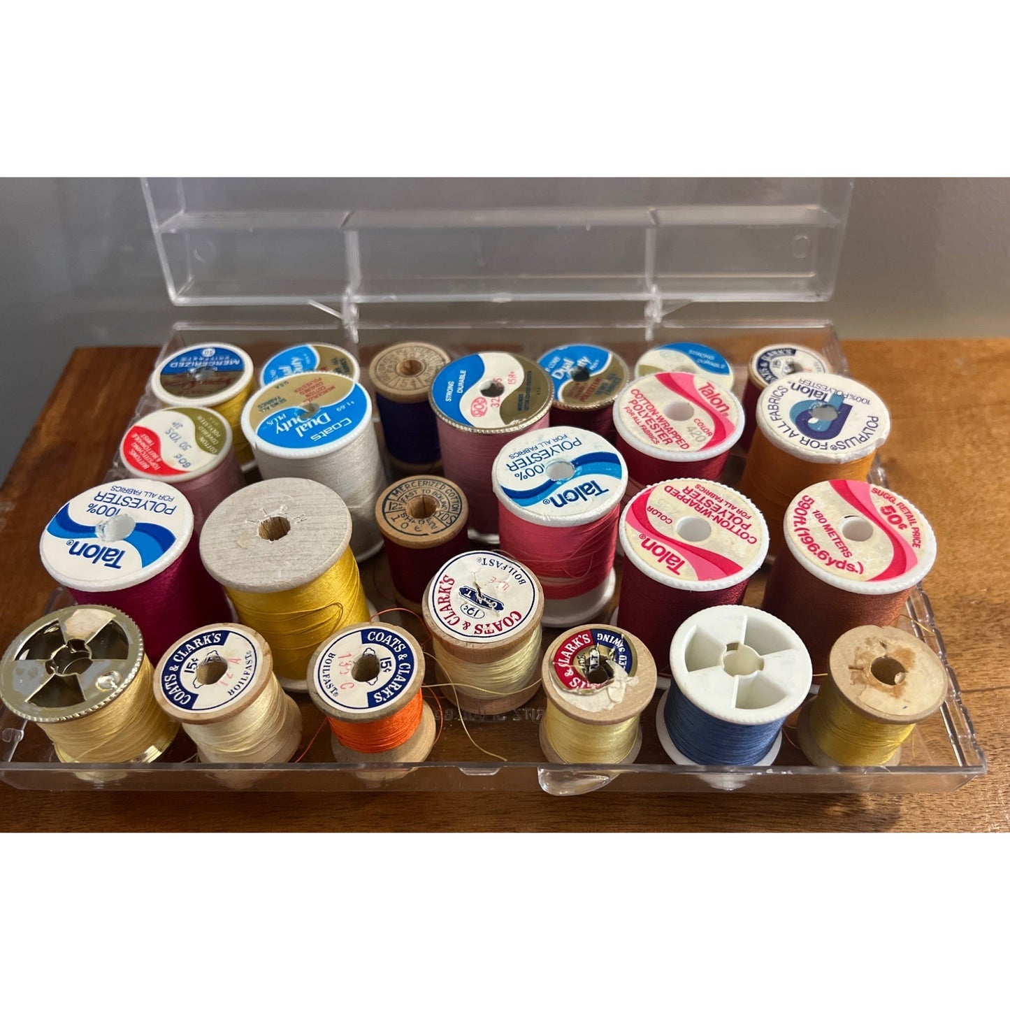 Vintage Sewing Thread Clear Storage Case Atomic Starburst Spools