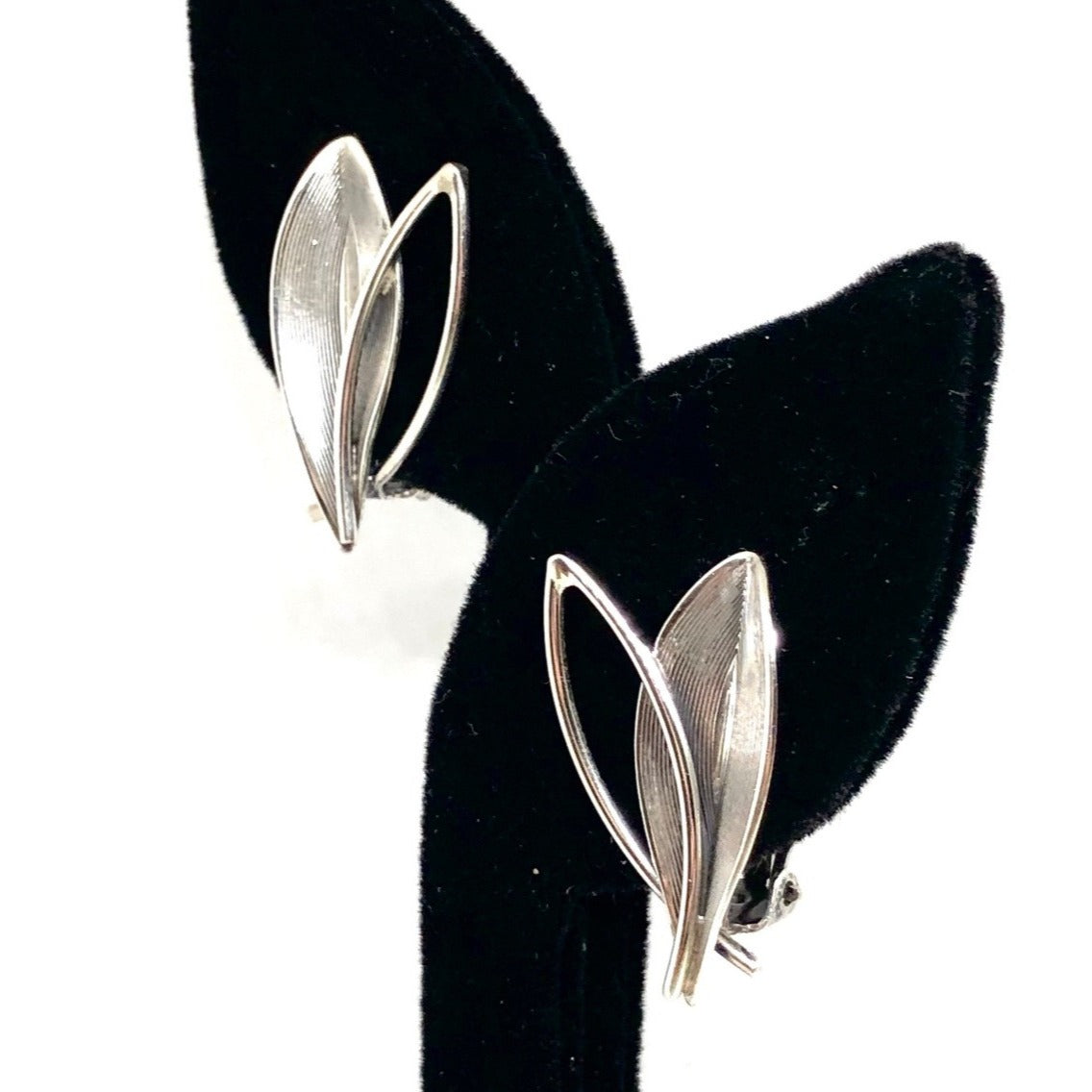 Vintage Sterling Silver Leaf Clip Earrings Abstract Mid Century Modern