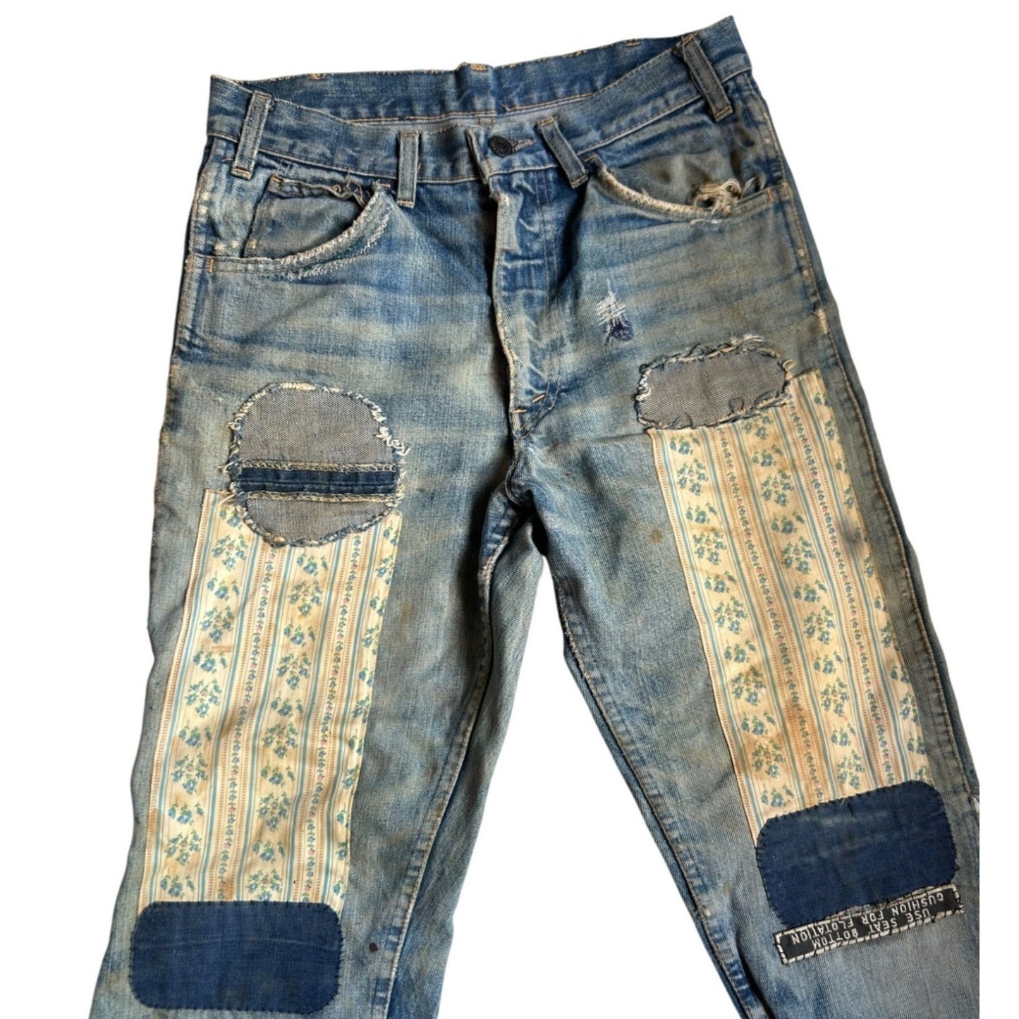 Vintage 1970 LEVIS Levi Hippie Jeans Patched authentically distressed